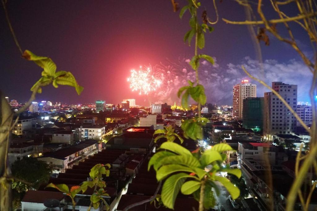 Essence Hotel-Phnom Penh Ngoại thất bức ảnh