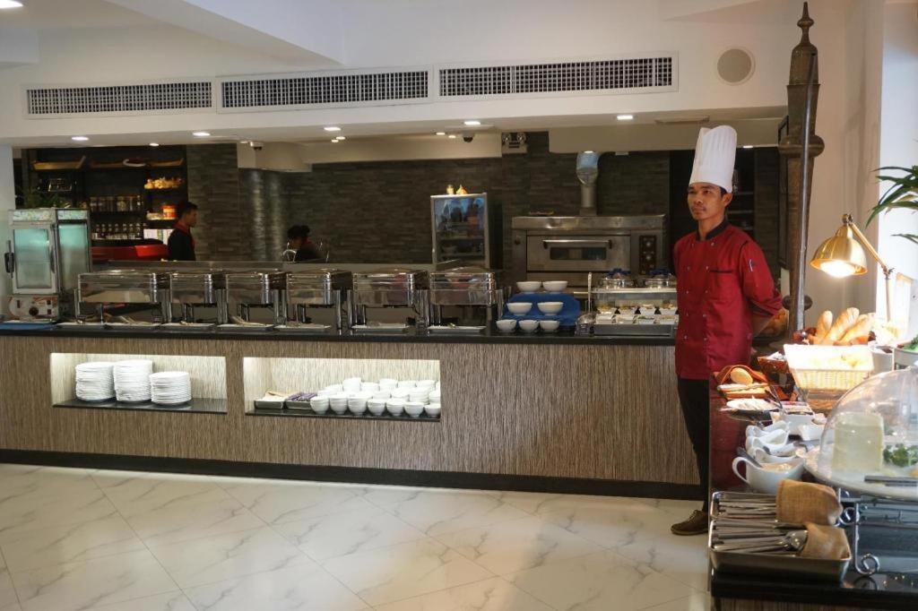 Essence Hotel-Phnom Penh Ngoại thất bức ảnh