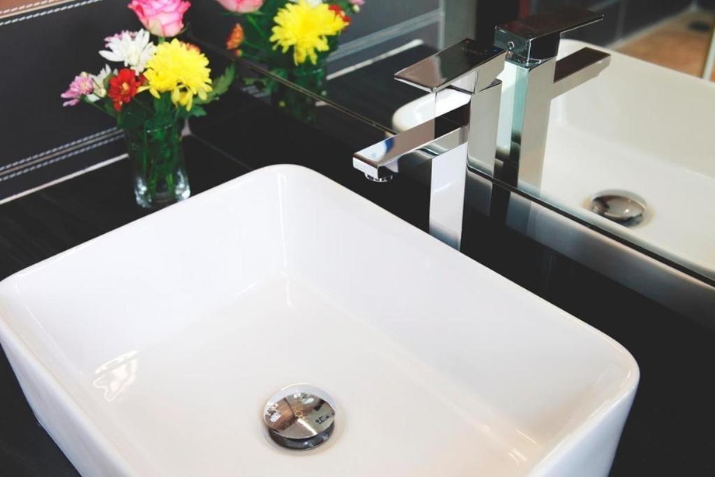 Essence Hotel-Phnom Penh Ngoại thất bức ảnh